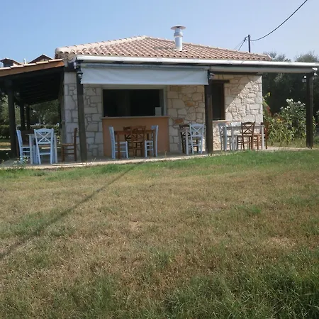 Kavos Psarou Сasa de vacaciones