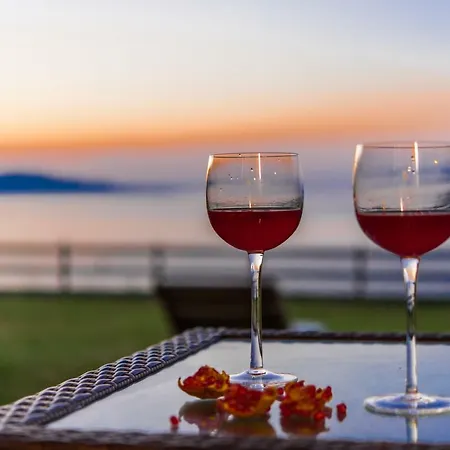 Holiday home Kavos Psarou *
