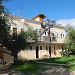 Semesterbostad Kavos Psarou *