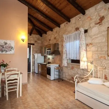 Kavos Psarou Ammoudi