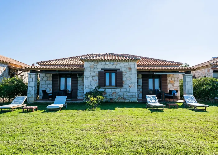 Kavos Psarou Ammoudi