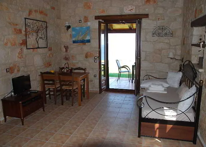 Kavos Psarou Ammoudi