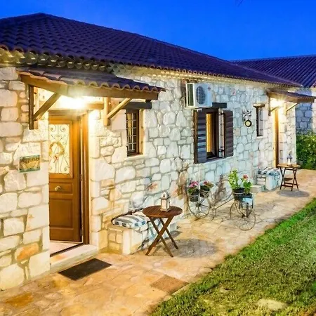 Kavos Psarou Ammoudi