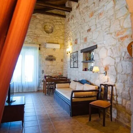 Tatil Evi Kavos Psarou